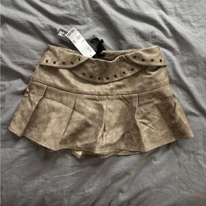 Faux leather mini skirt